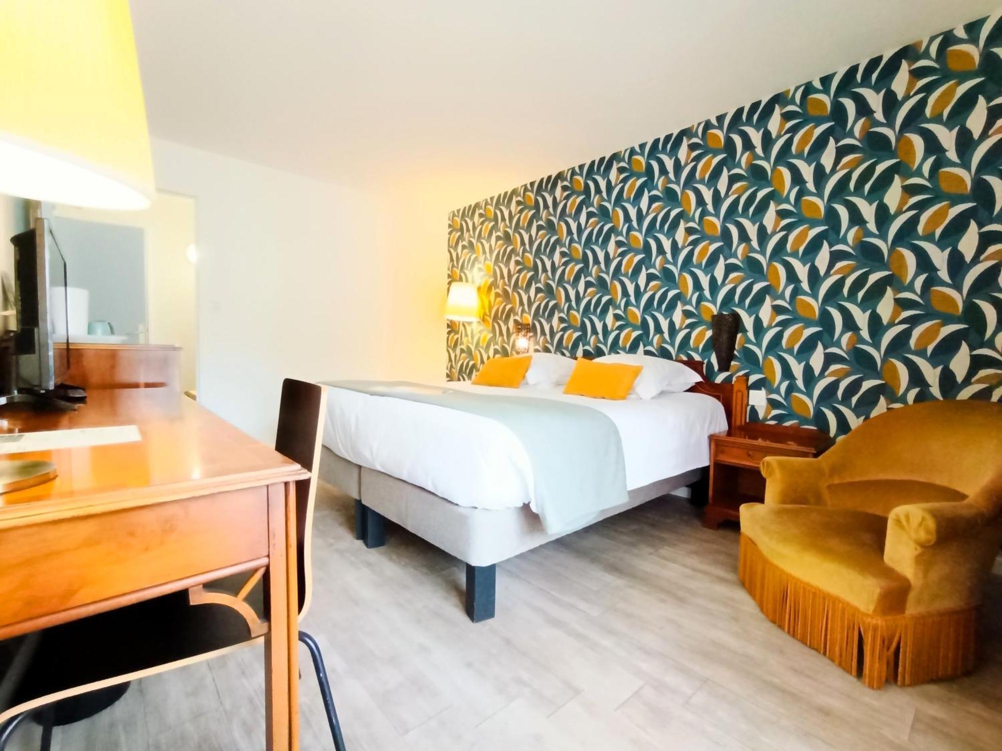 Hotel Des Tuileries Nîmes Eksteriør bilde