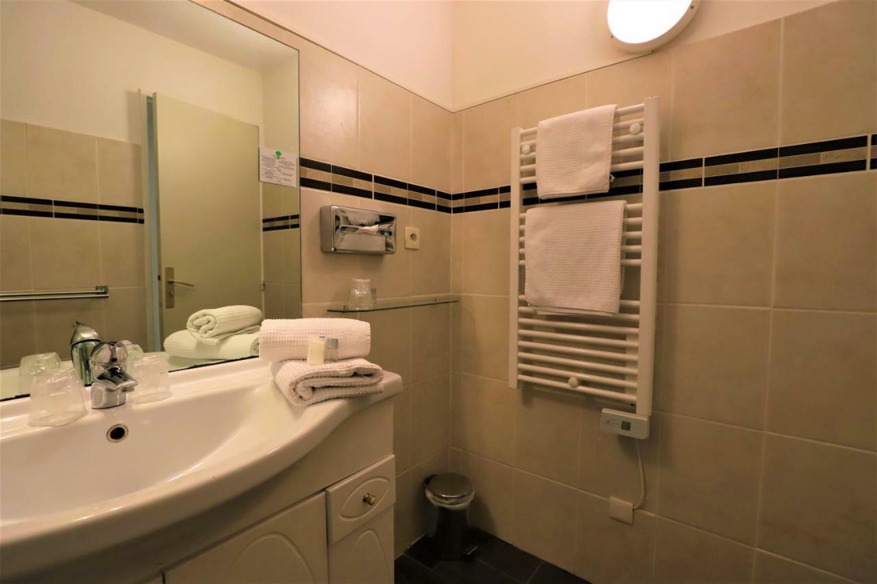 Hotel Des Tuileries Nîmes Eksteriør bilde